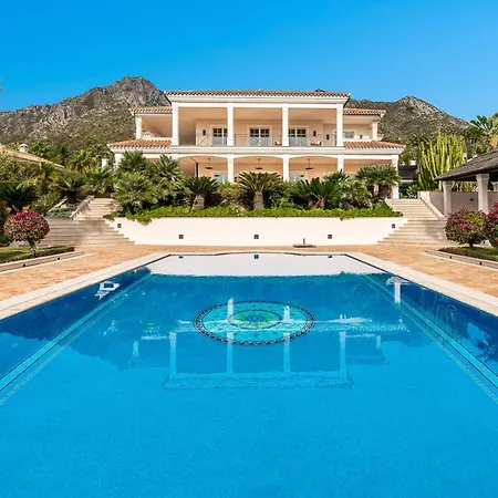 Villa About Granados