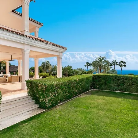 About Granados Villa Marbella