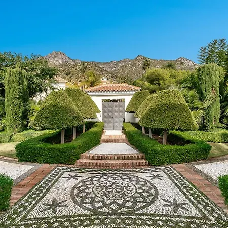 Villa About Granados Marbella