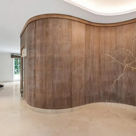About Granados Villa Marbella