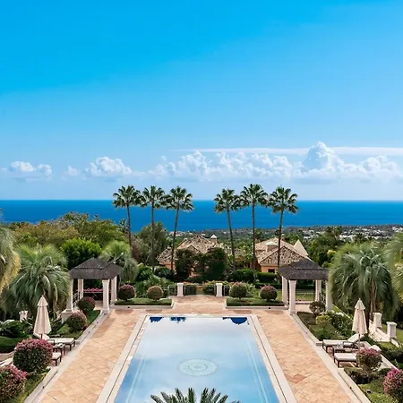About Granados Villa